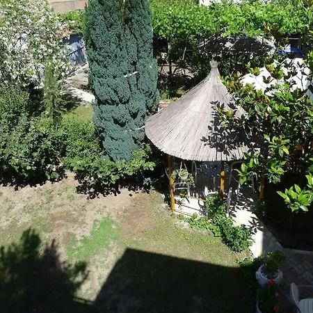 Сasa de vacaciones Summer House -room For 5 People In 1st Floor - J Velipojë