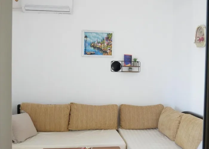 Summer House -room For 5 People In 1st Floor - J