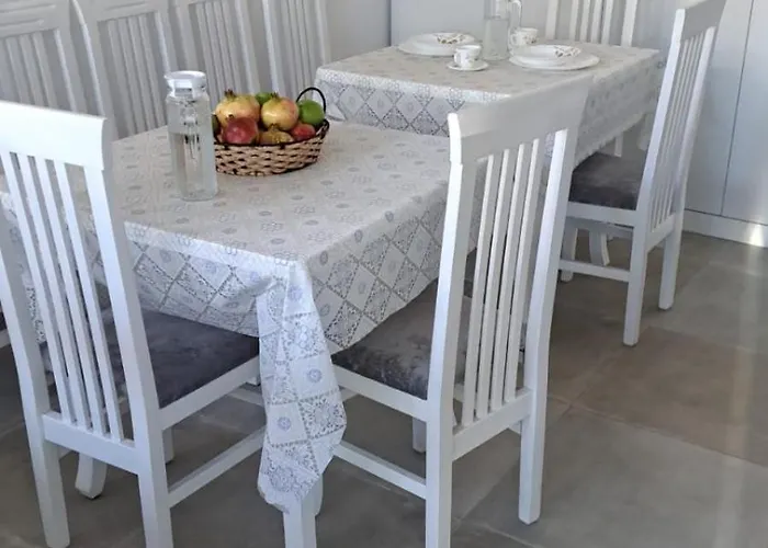Summer House -room For 5 People In 1st Floor - J 度假居