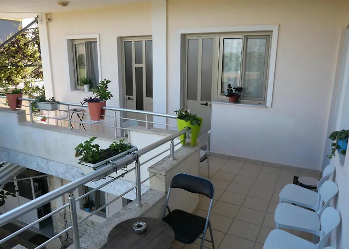 Summer House -room For 5 People In 1st Floor - J *