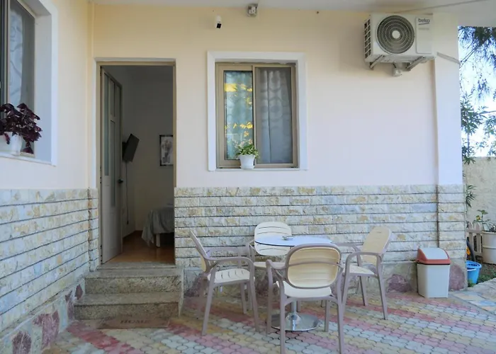 度假居 Summer House -room For 5 People In 1st Floor - J